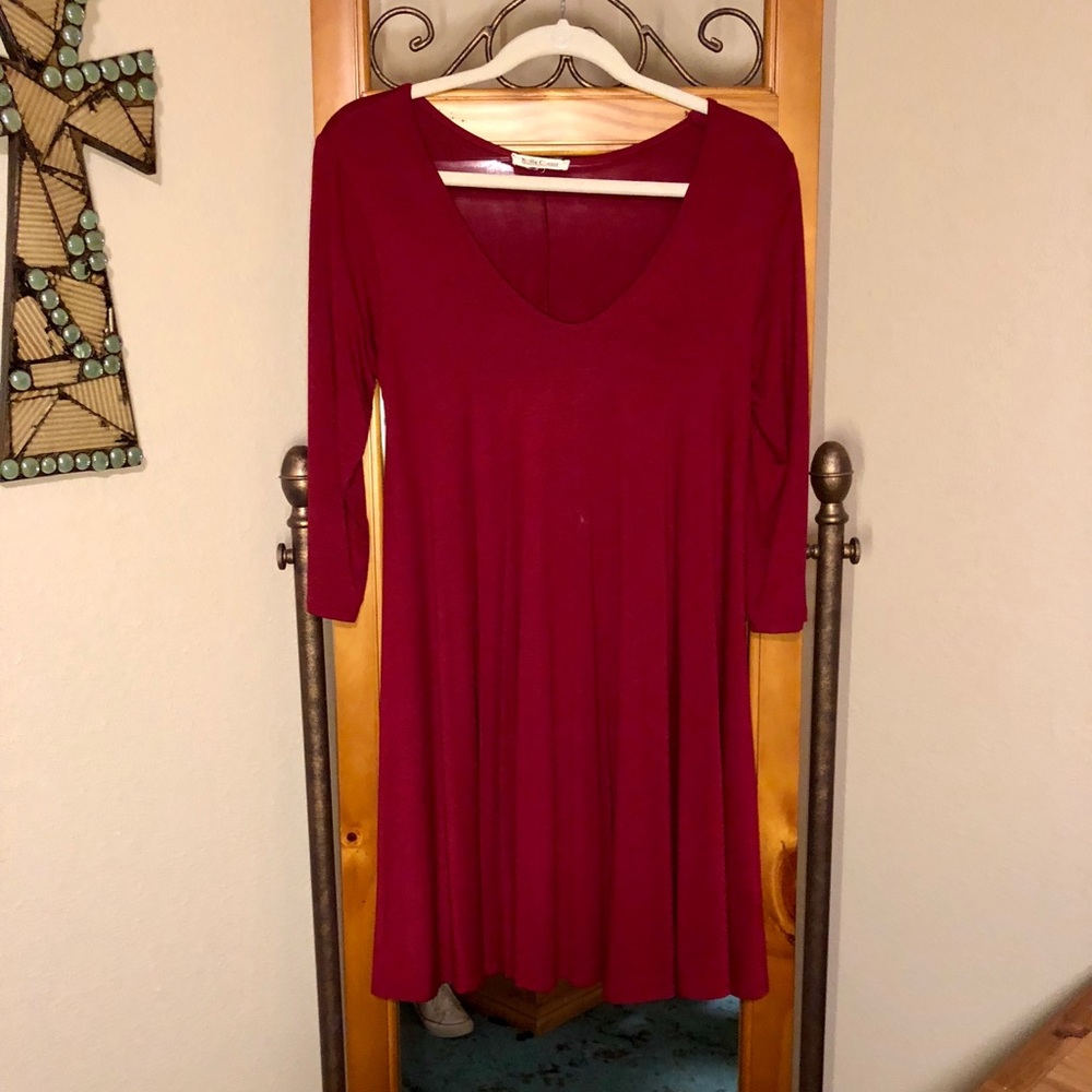 Red Quarter Sleeve Shift Dress